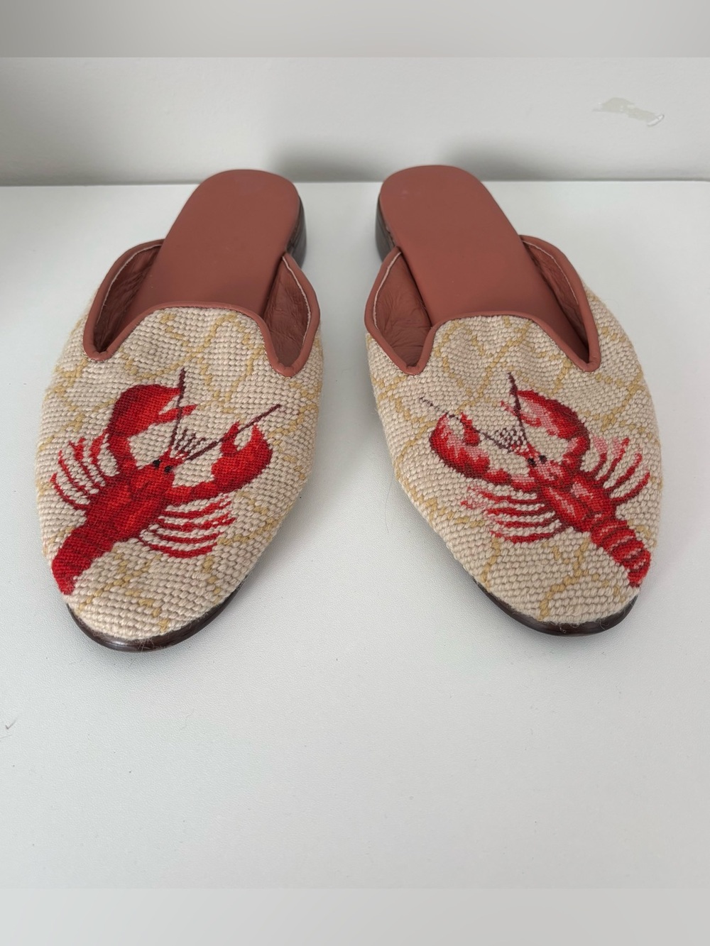 Lobster Embroidered Slip-On Mules in Beige and Red